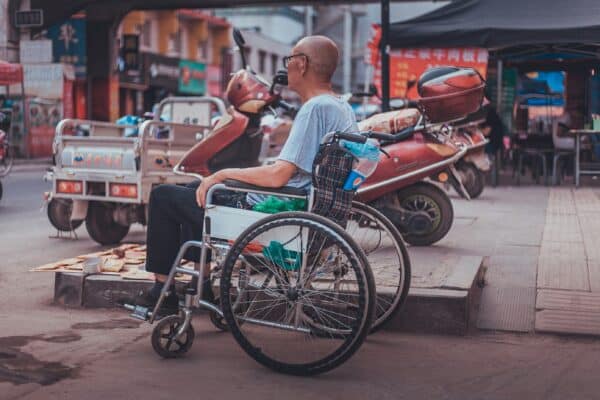 Comprendre les handicaps rares : au-delà des stéréotypes